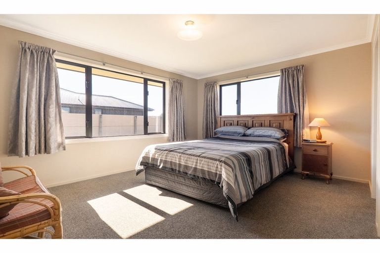 Photo of property in 15 Greenfield Place, Twizel, 7901
