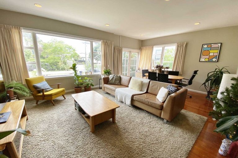 Photo of property in 25 Stoke Street, Sumner, Christchurch, 8081