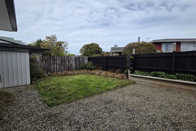 Photo of property in 2/3 Esher Place, Saint Martins, Christchurch, 8022