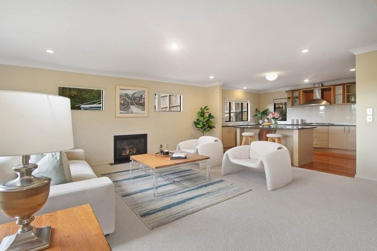 Photo of property in 21 Ridge Valley Drive, Browns Bay, Auckland, 0630