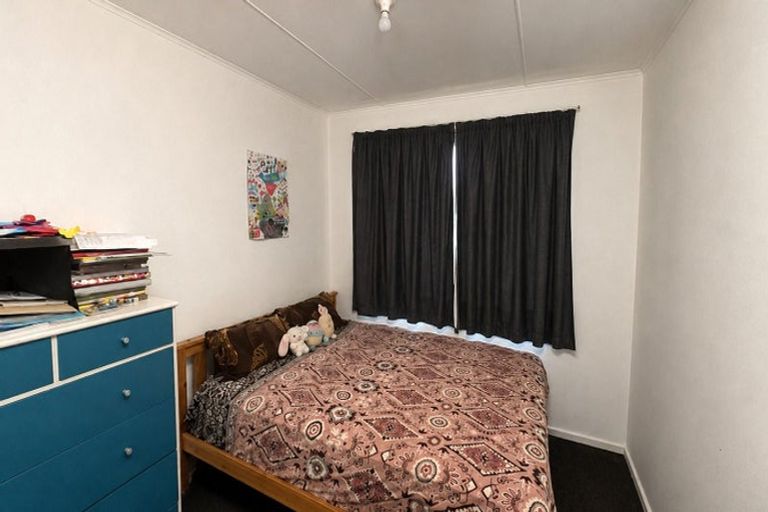 Photo of property in 13 Mclean Avenue, Papatoetoe, Auckland, 2025