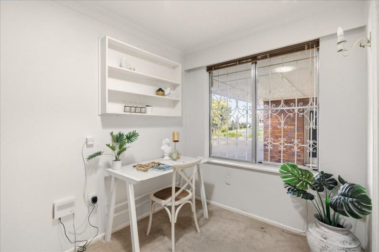 Photo of property in 13 Tirinui Crest Road, Otumoetai, Tauranga, 3110