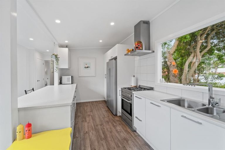 Photo of property in 640 Whangaparaoa Road, Stanmore Bay, Whangaparaoa, 0932