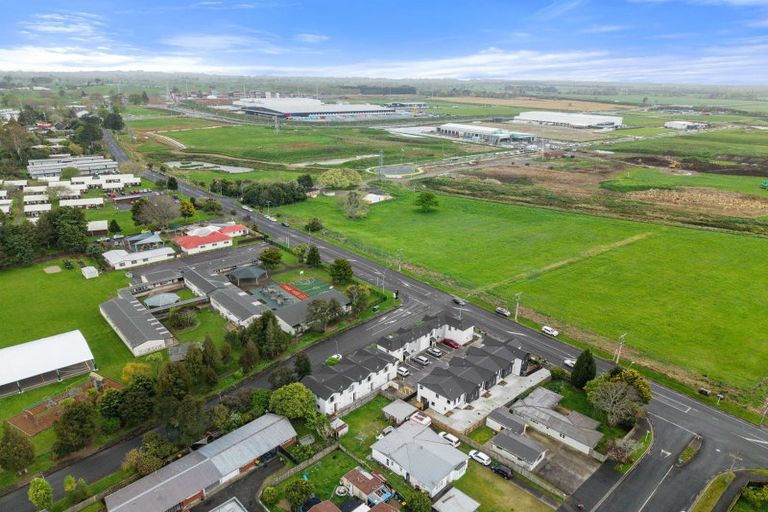 Photo of property in 2/135 Silverdale Road, Hillcrest, Hamilton, 3216