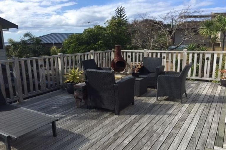 Photo of property in 1/18 Firth Road, Torbay, Auckland, 0630