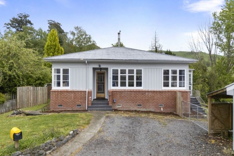 Photo of property in 18 Pukeko Street, Taihape, 4720