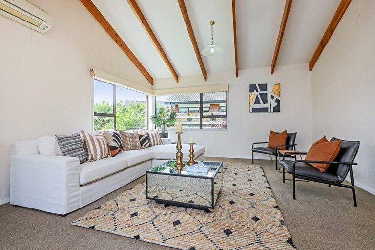 Photo of property in 11b Lennon Grove, Havelock North, 4130