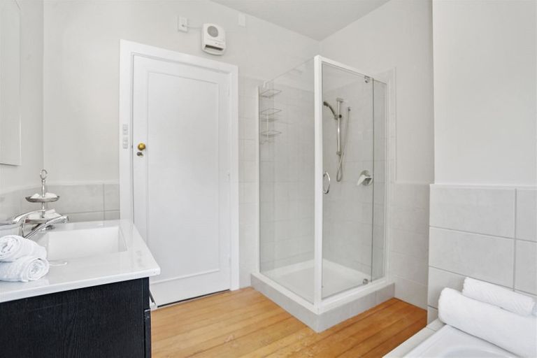 Photo of property in 43 Colombo Street, Cashmere, Christchurch, 8022