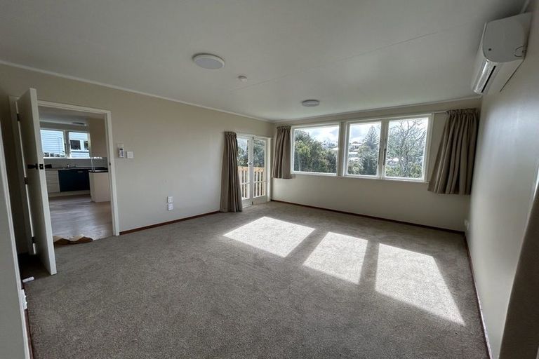 Photo of property in 73 Taurus Crescent, Beach Haven, Auckland, 0626