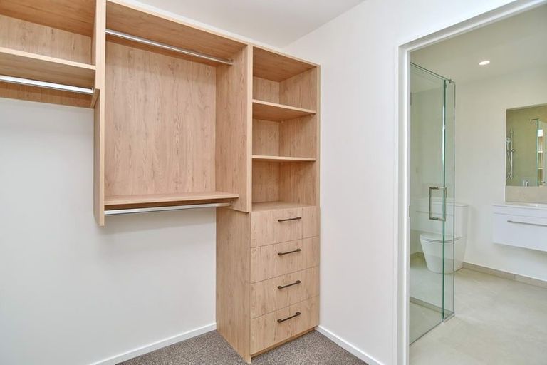 Photo of property in 21 Malaga Crescent, Harewood, Christchurch, 8051