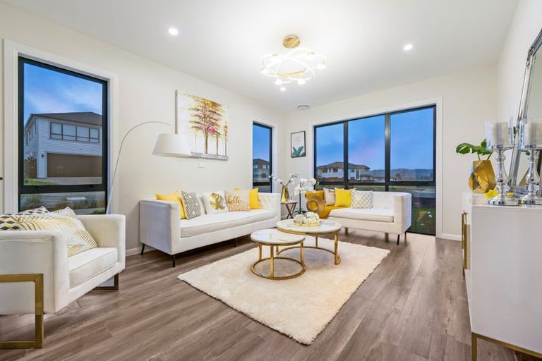 Photo of property in 45 Evergreen Parade, Rosehill, Papakura, 2113