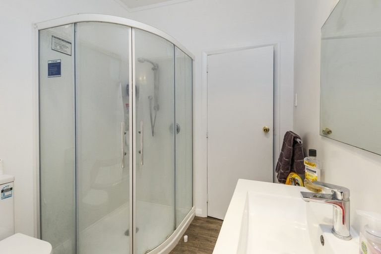 Photo of property in 71 Florence Avenue, Palmerston North, 4414