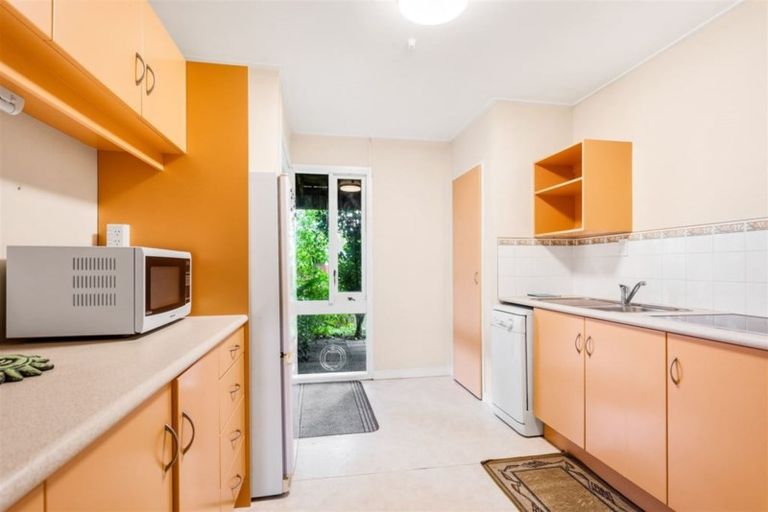 Photo of property in 45 Te Atatu Road, Te Atatu South, Auckland, 0610