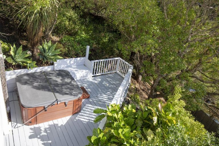 Photo of property in 78 Overtoun Terrace, Hataitai, Wellington, 6021