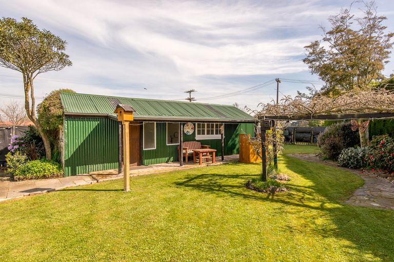 Photo of property in 35 D'arcy Street, Leeston, 7632