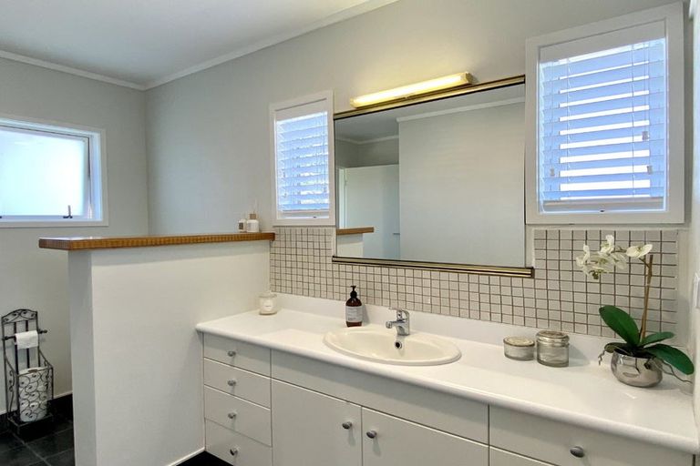 Photo of property in 27 Brookfield Terrace, Brookfield, Tauranga, 3110