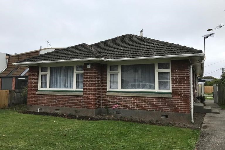 Photo of property in 10 Leamington Street, Addington, Christchurch, 8024