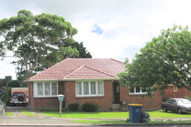 Photo of property in 35a Rosier Road, Glen Eden, Auckland, 0602