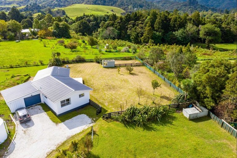 Photo of property in 564 Brown Road, Mangawhai, Kaiwaka, 0573