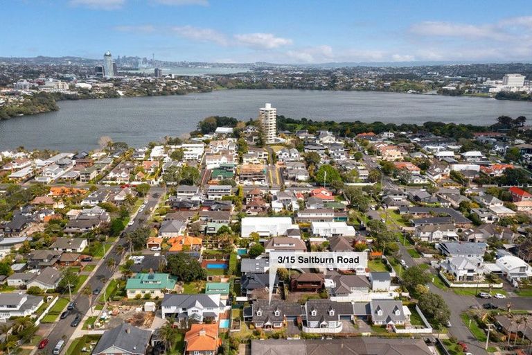 Photo of property in 3/15 Saltburn Road, Milford, Auckland, 0620