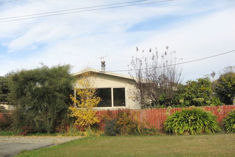 Photo of property in 23 Burnett Street, Kakanui, Oamaru, 9495