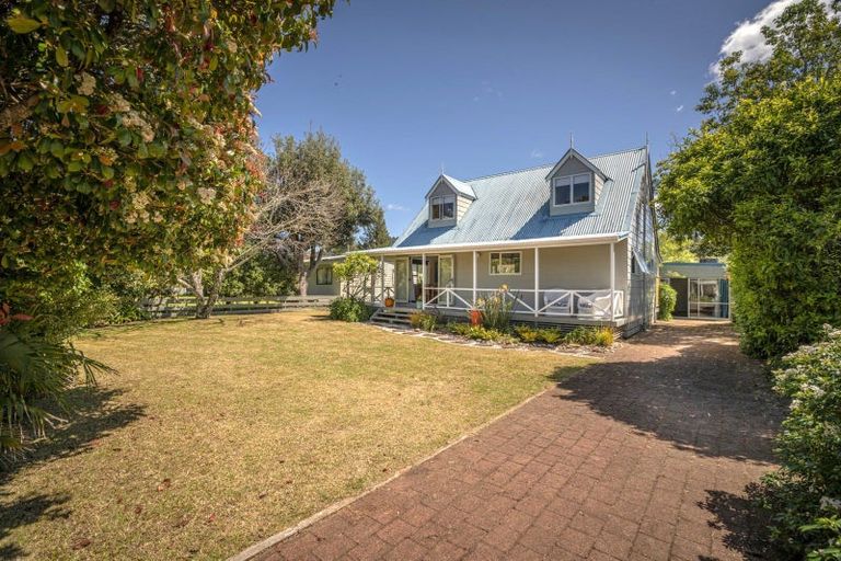 Photo of property in 8 Cory Wright Drive, Tairua, 3508