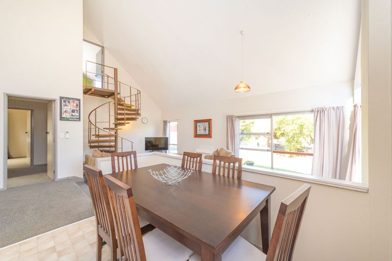 Photo of property in 8 Buller Place, Westbrook, Palmerston North, 4412