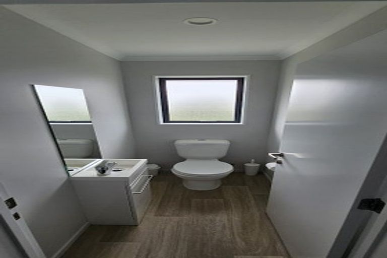 Photo of property in 24 Luxembourg Crescent, Halswell, Christchurch, 8025