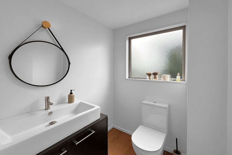 Photo of property in 63 Springfield Road, St Albans, Christchurch, 8014