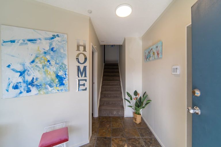 Photo of property in 4 Portree Place, Queenwood, Hamilton, 3210