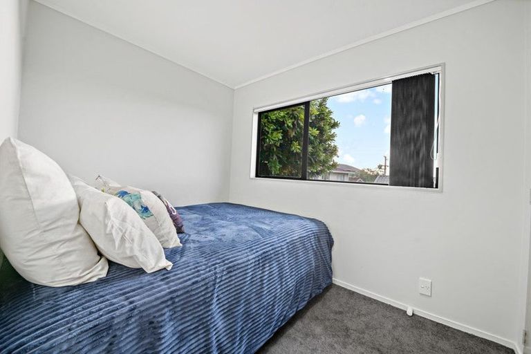 Photo of property in 2/7 Duke Street, Papakura, 2110