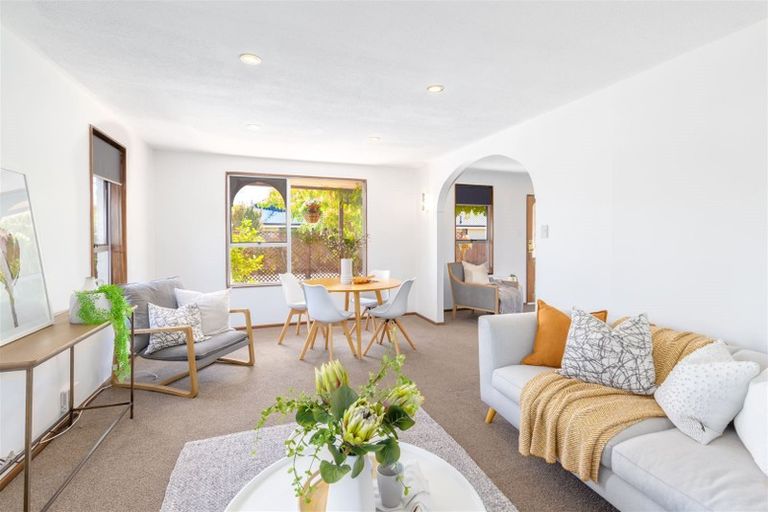 Photo of property in 96 Royal Park Drive, Parklands, Christchurch, 8083