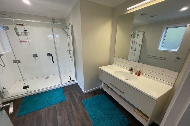 Photo of property in 208 Navigation Drive, Whitby, Porirua, 5024