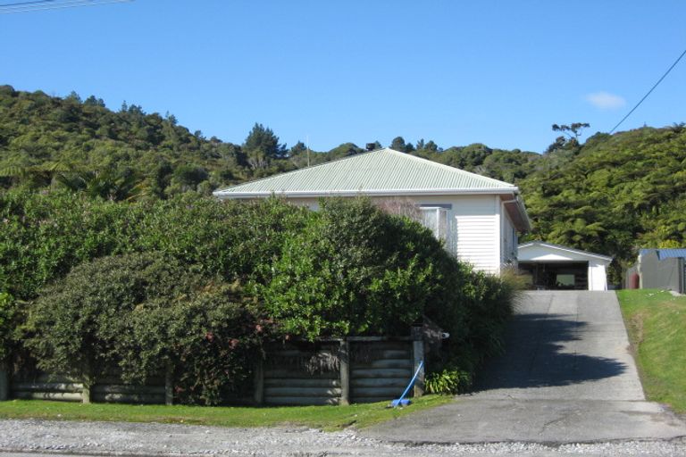 Photo of property in 47 Main South Road, Karoro, Greymouth, 7805