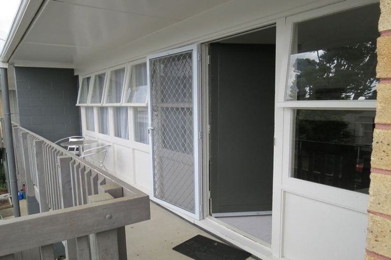 Photo of property in 11 Donald Street, Regent, Whangarei, 0112