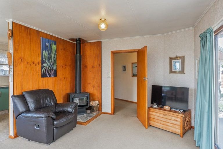 Photo of property in 64 Michael Road, Paraparaumu Beach, Paraparaumu, 5032