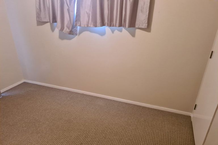 Photo of property in 15 Leander Place, Milson, Palmerston North, 4414