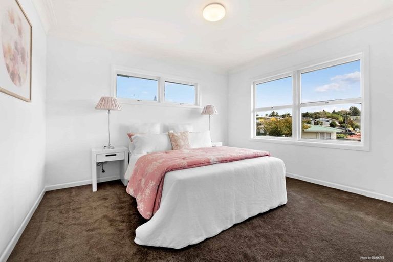 Photo of property in 34 Kohekohe Street, New Lynn, Auckland, 0600