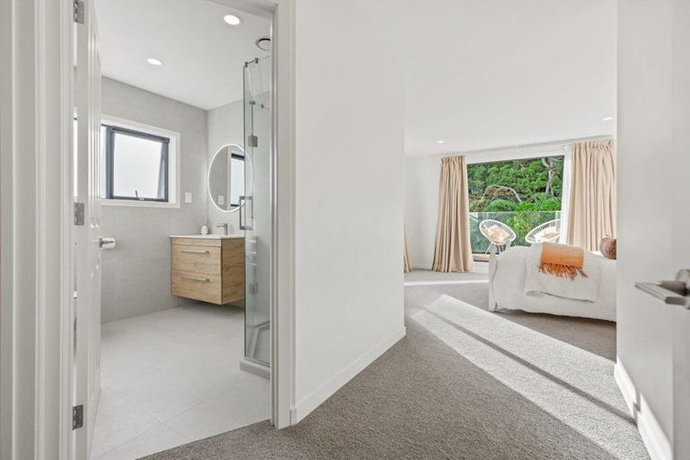 Photo of property in 45 Chester Avenue, Greenhithe, Auckland, 0632