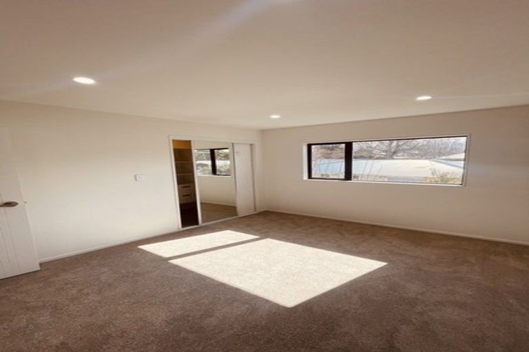 Photo of property in 4/2 Smiths Avenue, Papakura, 2110