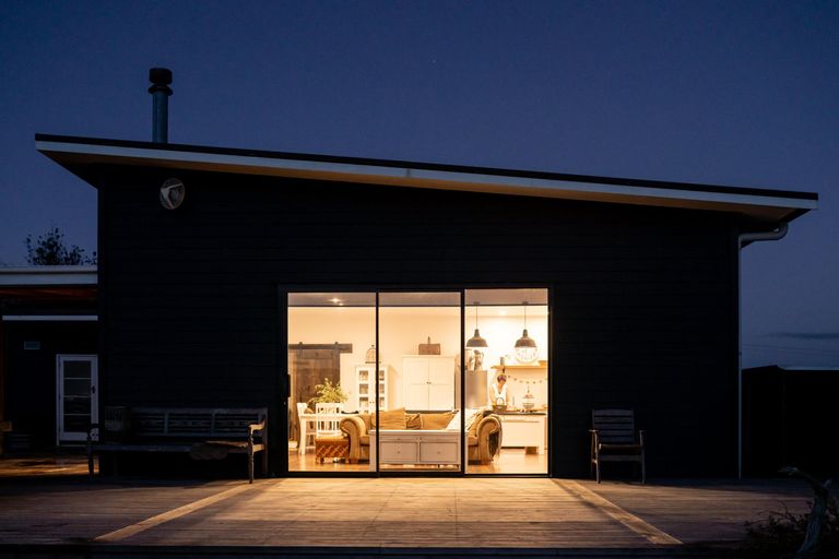 Photo of property in 1470 Oneriri Road, Kaiwaka, 0573