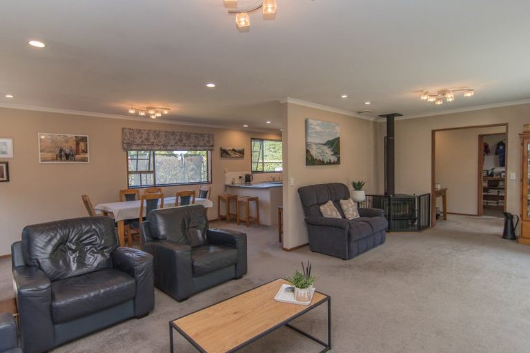 Photo of property in 32 Kerrytown Road, Levels, Timaru, 7975