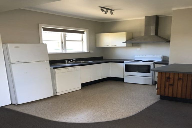 Photo of property in 14 Thornycroft Avenue, Epuni, Lower Hutt, 5011