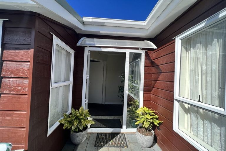 Photo of property in 5 Rowland Avenue, South Dunedin, Dunedin, 9012