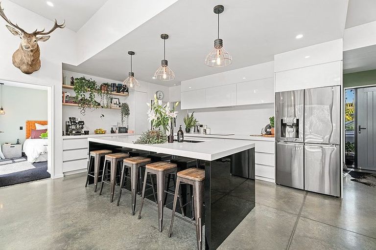 Photo of property in 21 Hewson Crescent, Lake Hawea, Wanaka, 9382