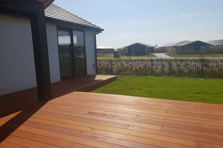 Photo of property in 56 Dunkeld Drive, Papamoa, 3118