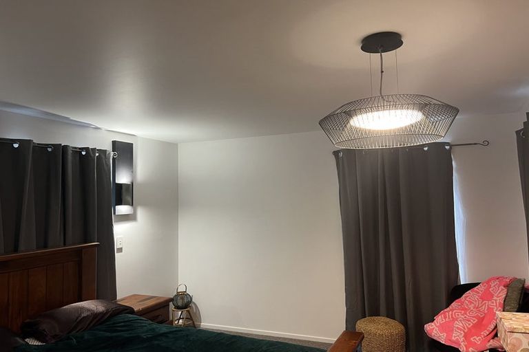 Photo of property in 9a Alan Avenue, Henderson, Auckland, 0610