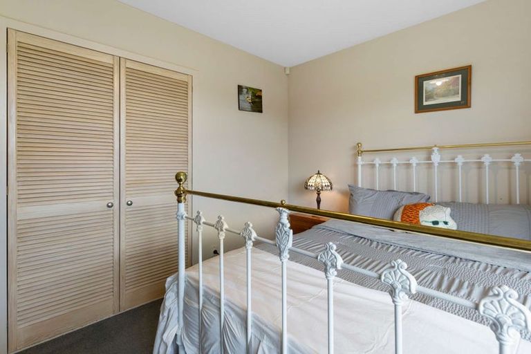 Photo of property in 196 Grahams Road, Burnside, Christchurch, 8053