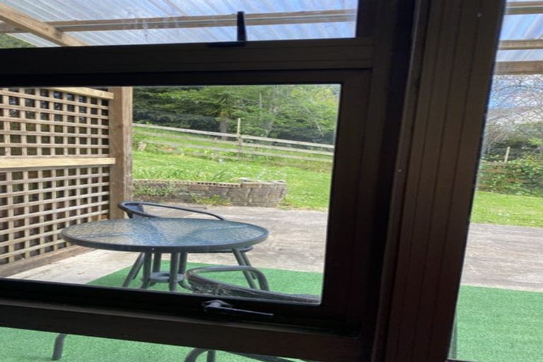 Photo of property in 244 Point View Drive, East Tamaki Heights, Auckland, 2016