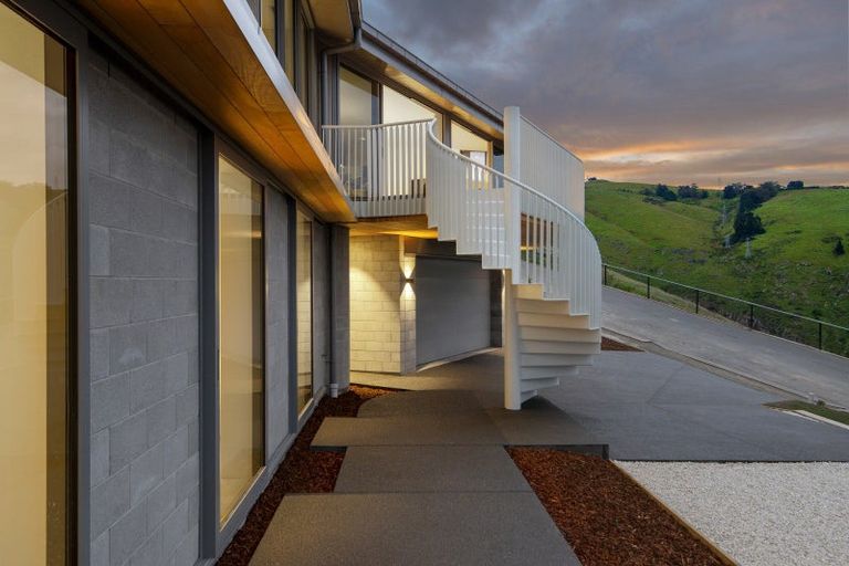 Photo of property in 16 Galilee Lane, Moncks Bay, Christchurch, 8081